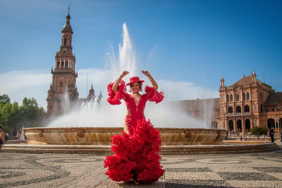Seville PHOTO WALK - Why Plaza de España makes a strong starting point