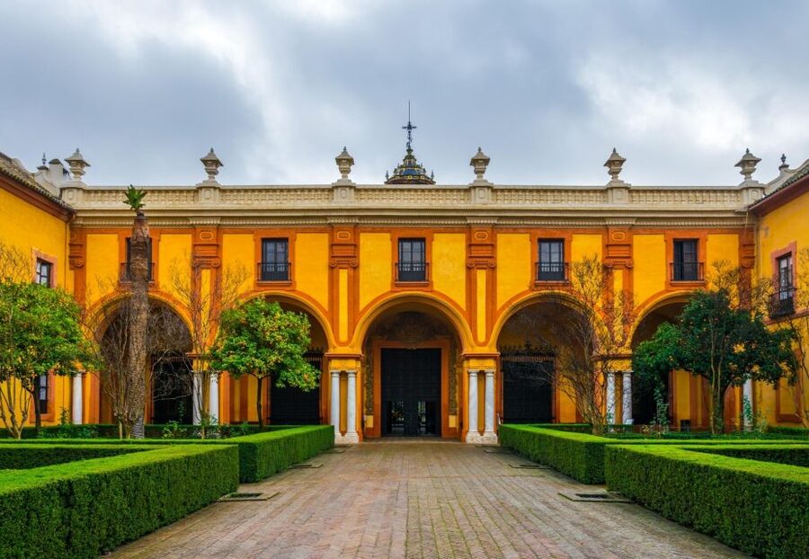 Seville: Priority Access Royal Alcazar Tour - Entering the Alcázar with priority access