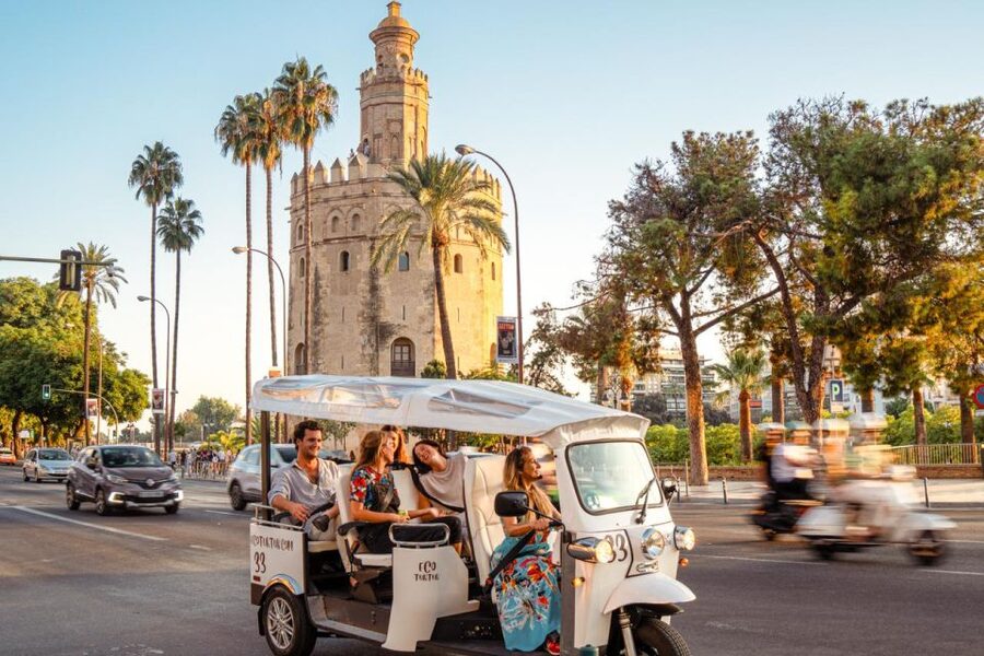 Seville: Private City Tour by Eco Tuk Tuk - María Luisa Park and Plaza de América