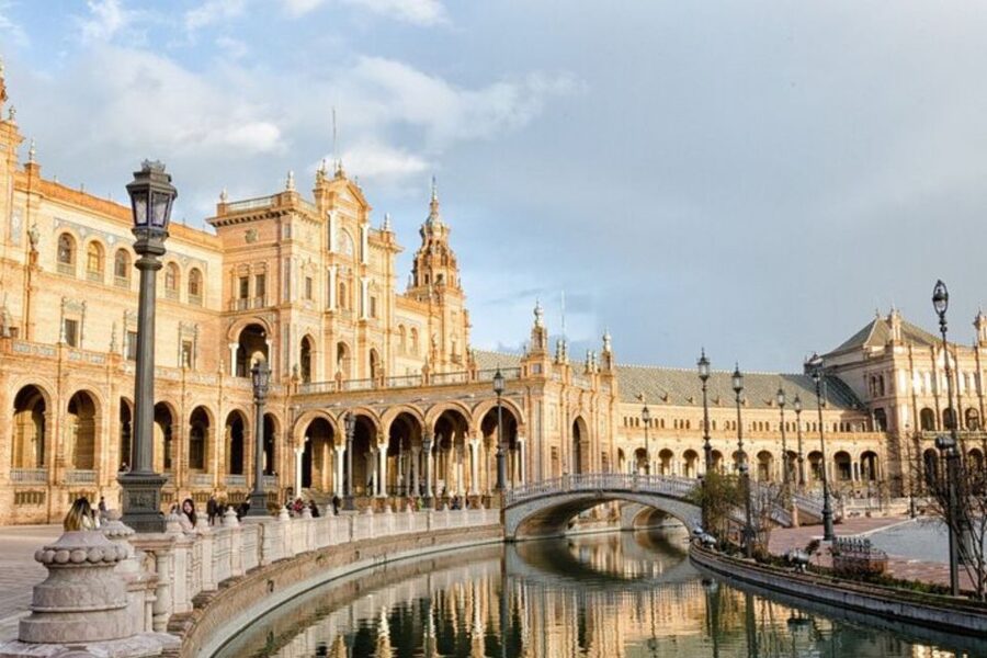 Seville: Private custom tour with a local guide - Key points to know before booking