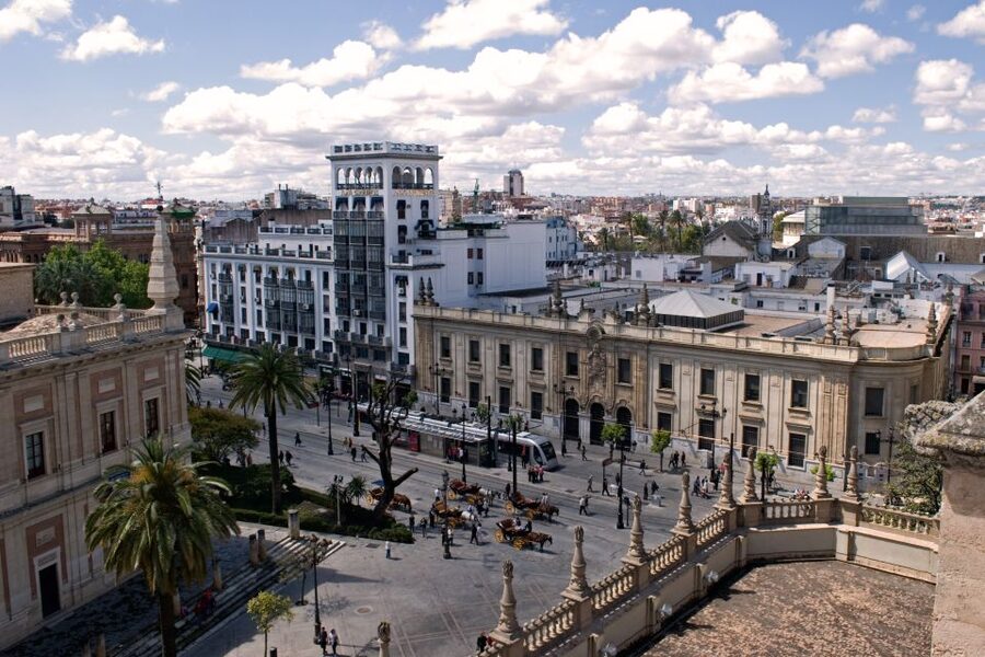 Seville: Private E-Bike City Highlights Tour - Why an e-bike is a good fit for Seville