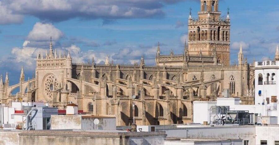 Seville: Private Guided City Walking Tour - Key points to know before booking