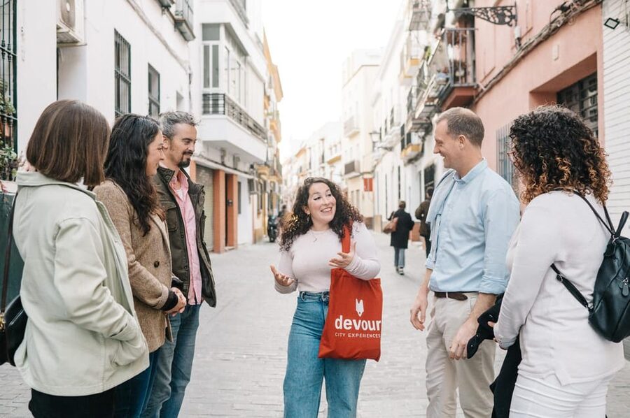 Seville: Private Tapas & History Tour in Triana Neighborhood - Why Triana is the right setting for a tapas tour