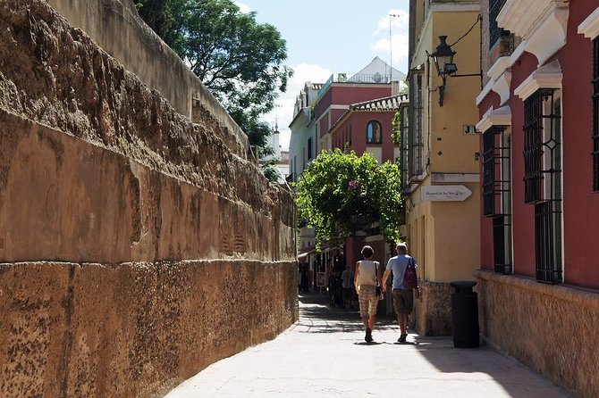 Seville Private Tour to Jewish Quarter and Plaza de Espana - Walking through Santa Cruz’s Jewish Quarter