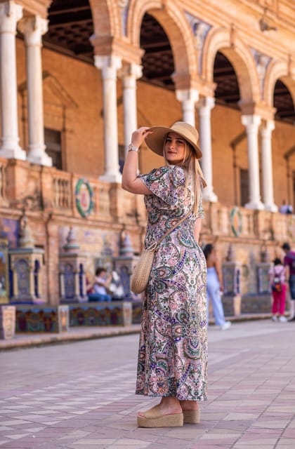 Seville: Professional Photoshoot at Plaza de España - Why Plaza de España makes a fine photo studio