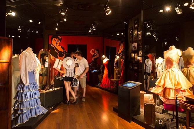 Seville: Puro Flamenco Show - Museo del Baile Flamenco - The Cristina Hoyos touch