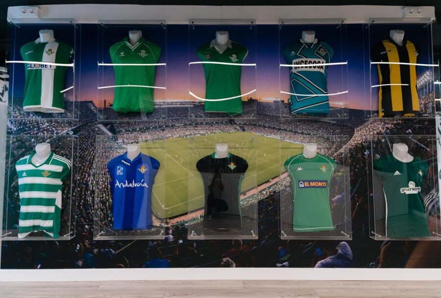 Seville: Real Betis Tour at the La Cartuja Stadium - Starting at Gate 2 and entering the presidential box