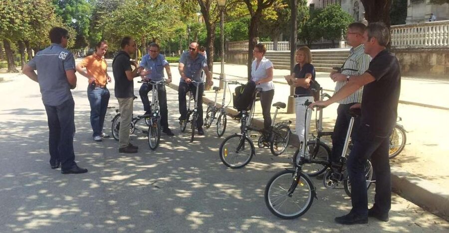 Seville: Relaxing Electric Bike tour with Tour Guide - Key points to know before you book