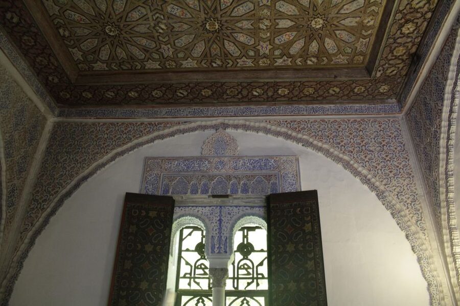 Seville: Royal Alcazar of Seville Tour - What to bring and how to plan the day