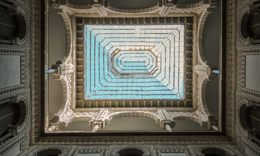 Seville: Royal Alcázar Skip-the-Line Tour by Local Experts - Practical details that affect your visit