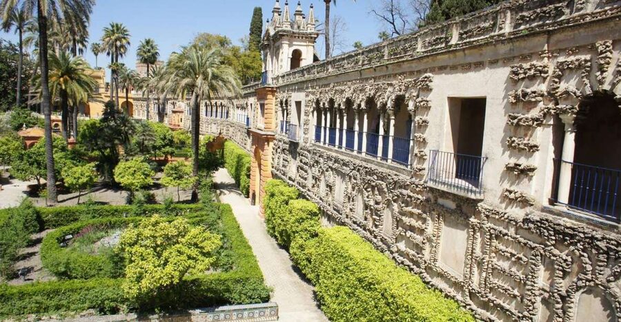 Seville Royal Palace and Game of Thrones Tour - Inside the Royal Alcázar: tiles, plaster, and royal power