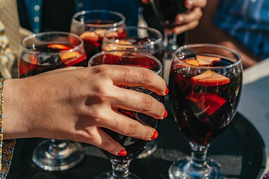 Seville: Sangria Tasting Experience - When to Book This Seville Tasting