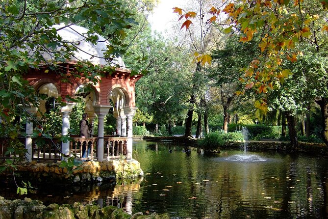 Seville Scavenger Hunt and Highlights Self Guided Audio Tour - San Diego Fountain and Parque de María Luisa