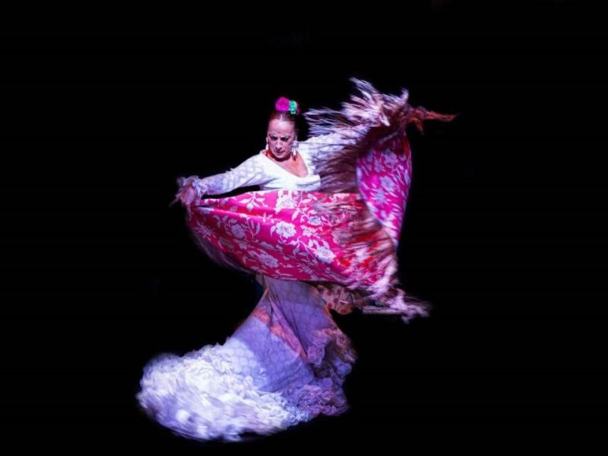 Seville: Tapas Dinner and Flamenco Show - Who should book this Seville experience?