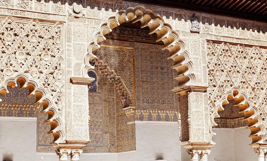 Seville: Tour Alcázar, Cathedral & Giralda Priority Access - Key points to know before booking