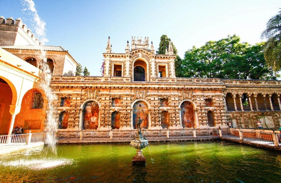 Seville: Tour Alcázar, Cathedral & Giralda Priority Access - Should you book it?