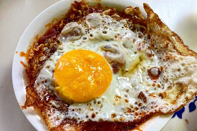 Seville: Triana Market Tapas Tour - Tapas, drinks, and a proper lunch feeling