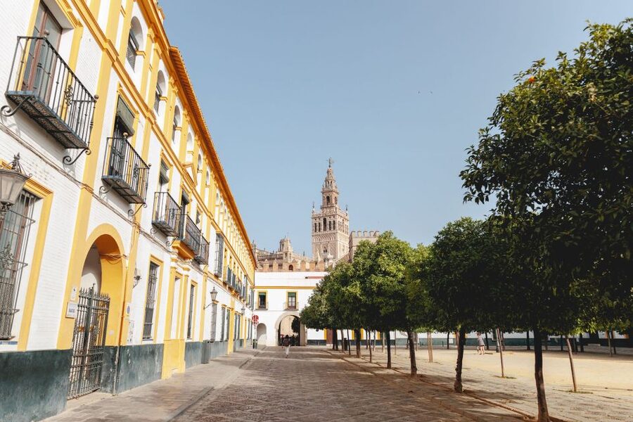 Seville: VIP Exclusive Early Access Tour of The Alcazar - Key points at a glance