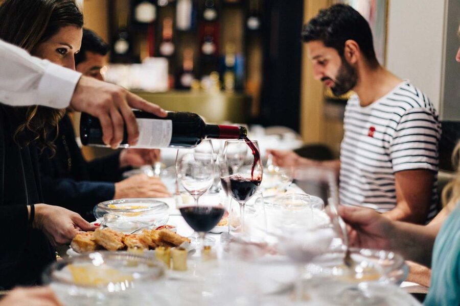 Seville: Wine and Gourmet Tapas Tour - Why this tour is more than a standard tapas crawl
