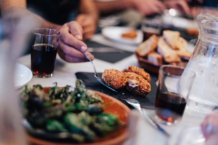 Seville: Wine and Gourmet Tapas Tour - How the $146 price measures up