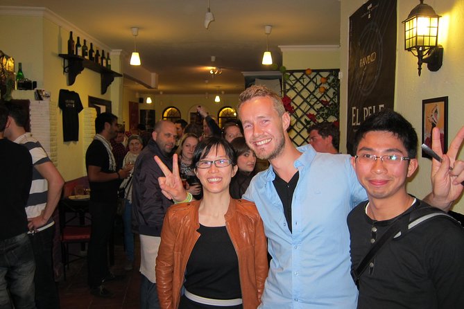 Seville Wine and Tapas Tour - The first bar: a fast lesson in tapas culture