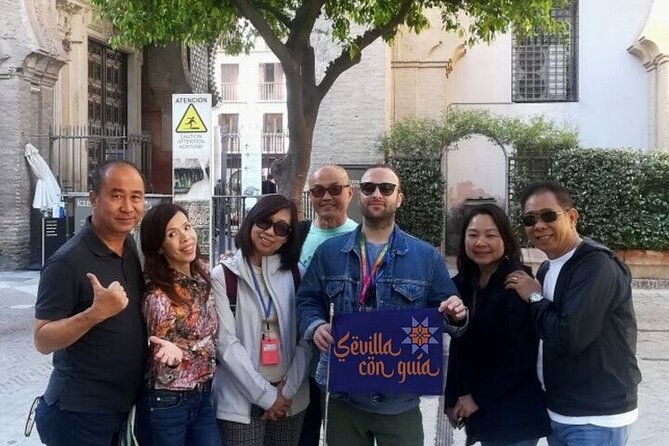 Small Group Tour to Cathedral and Giralda Direct Entrance - The guides make the difference