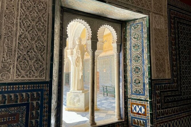 Spirit of Seville - Private Walking Tour with Casa de Pilato - Why Casa de Pilatos gives this walk its character