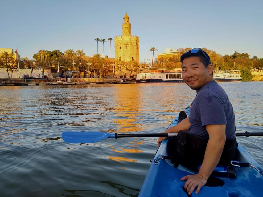 Sunset Kayak: Historic Seville, Triana and La Cartuja - Triana Bridge and the character of Triana