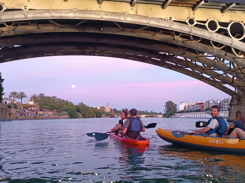Sunset Kayak: Historic Seville, Triana and La Cartuja - Starting at Antiguas Almonas