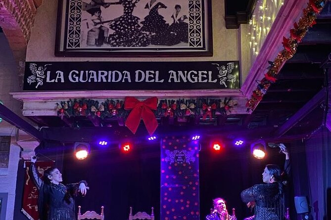 Tablao Flamenco La Guarida del Angel Jerez - Arriving at La Guarida del Angel on Calle Porvenir