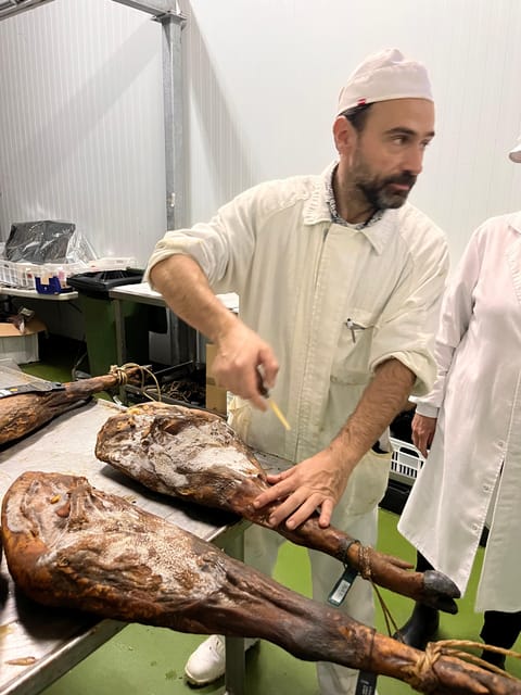 Tapas Tour Cordoba & Wine Experience with chef and sommelier - Why this Córdoba food walk feels different