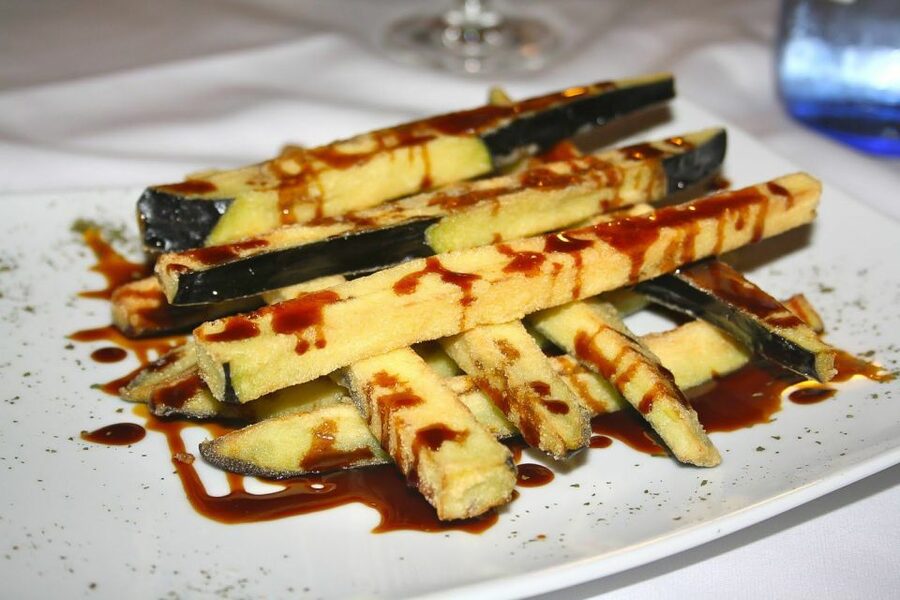 Tapas Tour in Córdoba - Córdoba’s story served in three plates