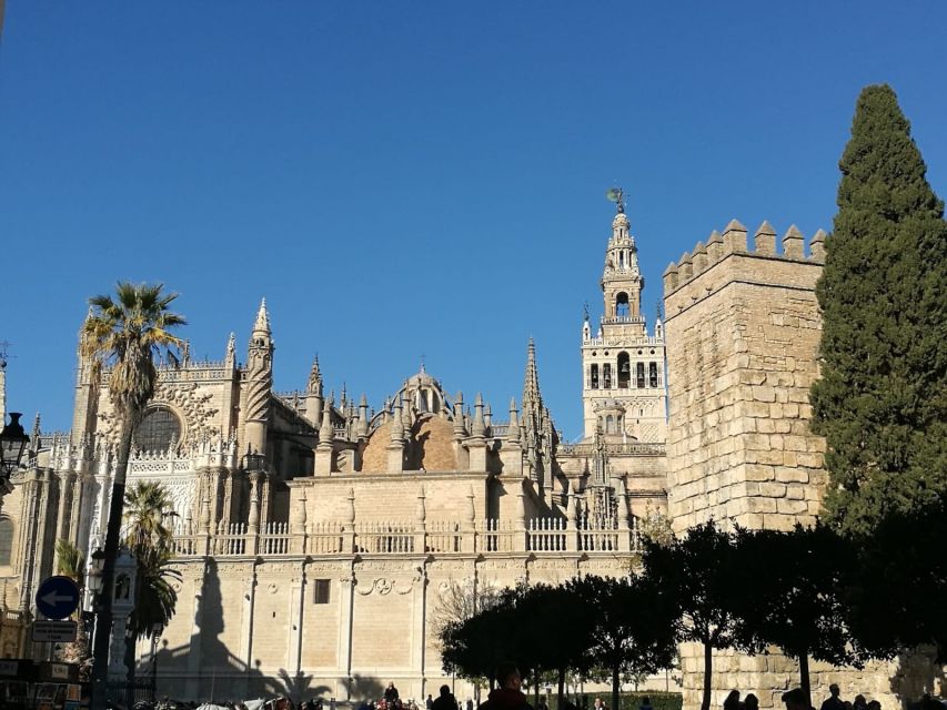 The Best of Seville: Private 2,5 Hour Walking Tour - Key points at a glance