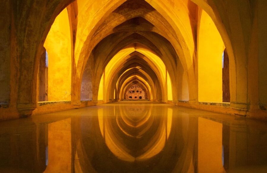 The Best of Seville: Private 2,5 Hour Walking Tour - The Alcázar and layers of royal power