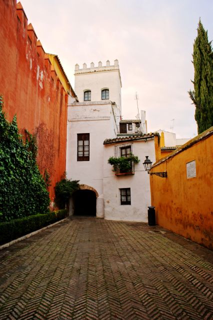 The Cultures of Seville Walking Tour - Key points at a glance