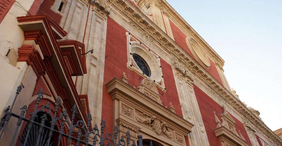 The Cultures of Seville Walking Tour - Starting at Plaza del Triunfo