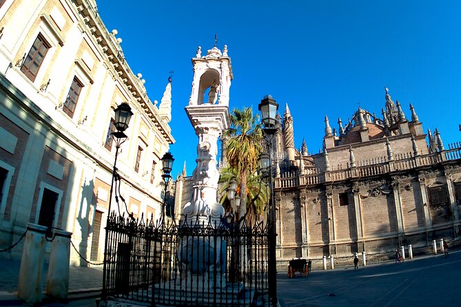 The must see in Seville - Santa Cruz, where the walking earns its time