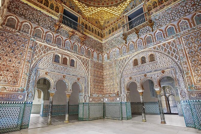 Tour of the Alcazar of Seville - What the guides add to the visit