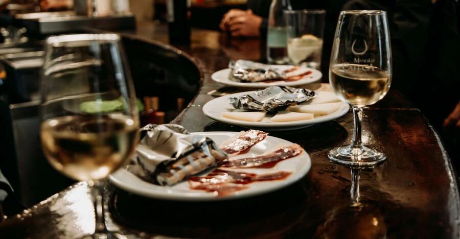 Triana: Authentic Flamenco & Tapas Tour - Key points at a glance