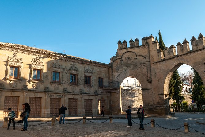 Úbeda and Baeza private tour in a day from Córdoba with tickets. - Why Úbeda and Baeza are worth a full day