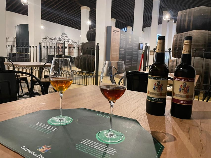 Visit a century-old winery in the centre of jerez - The label exhibition: a small detail with real character