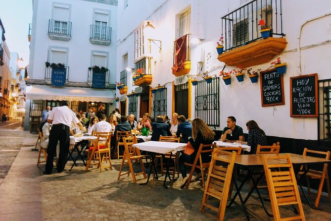 Visit Cádiz as if You Lived There - Plaza Argüelles and the Delacroix connection