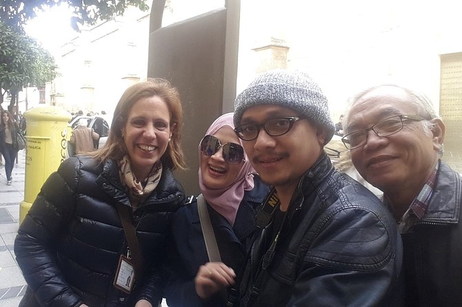 Visit Cathedral Mosque with official guide. Small groups - What the visit covers inside the monument
