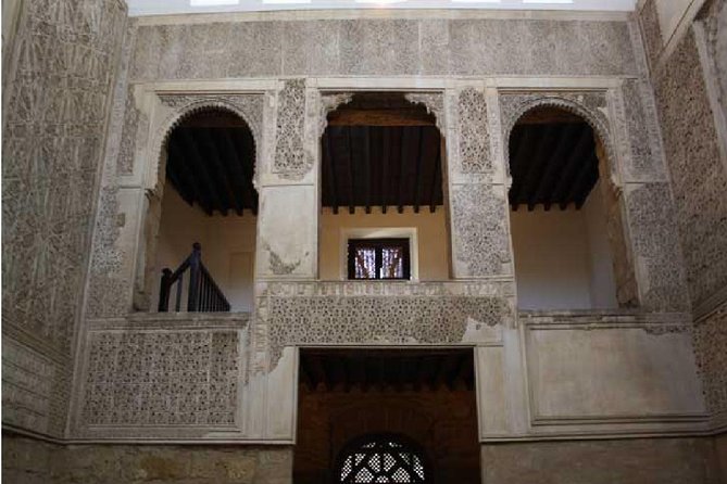 Visit Jewish quarter - Starting at Torre de la Paloma at 11:30 am