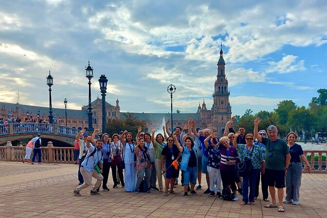 Walking Tour of Sevilla's Historic Sites - What the guides add to the walk