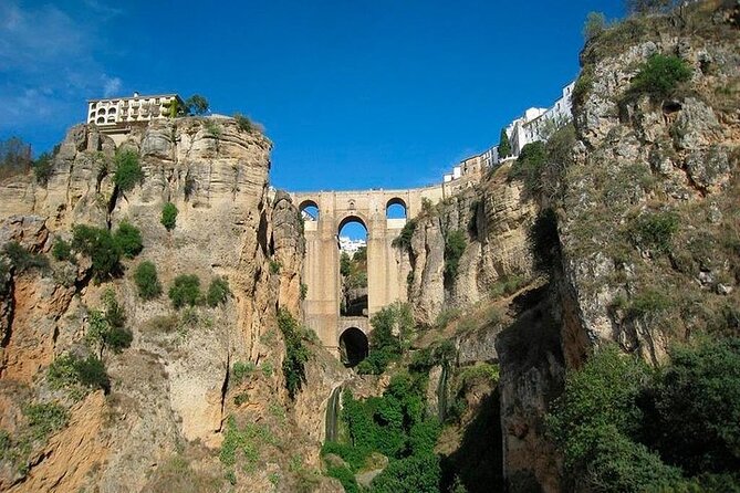 White Villages and Ronda Day Tour from Seville - Zahara de la Sierra, the prettiest early stop