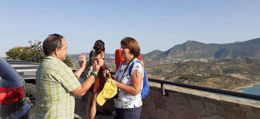 White Villages and Ronda Day Trip from Seville - Lunch in Ronda: Choose Carefully